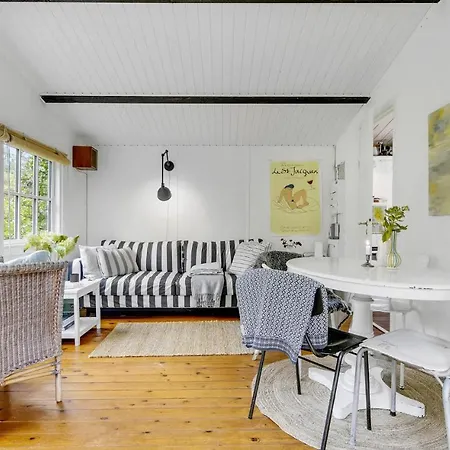 Dom wakacyjny Cozy In With Kitchen