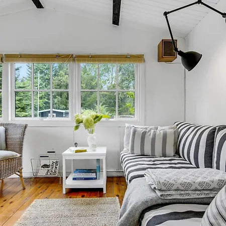 Cozy In With Kitchen Ferienhaus